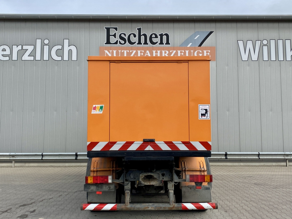 MAN 18.272 / Stromaggregat - Camion, Véhicule de voirie/ Spécial: photos 4 MAN 18.272 / Stromaggregat - Camion, Véhicule de voirie/ Spécial: photos 4