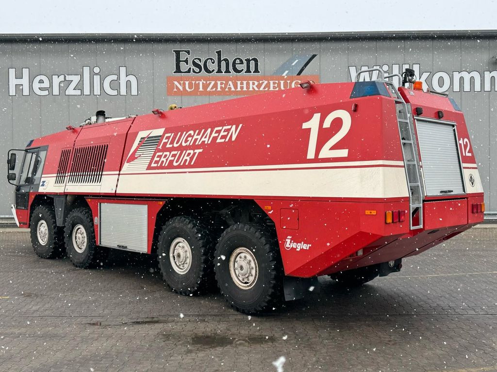 MAN 38.000 VFAEG 8x8 Flugfeldlöschfahrzeug | Ziegler - Camion: photos 3 MAN 38.000 VFAEG 8x8 Flugfeldlöschfahrzeug | Ziegler - Camion: photos 3