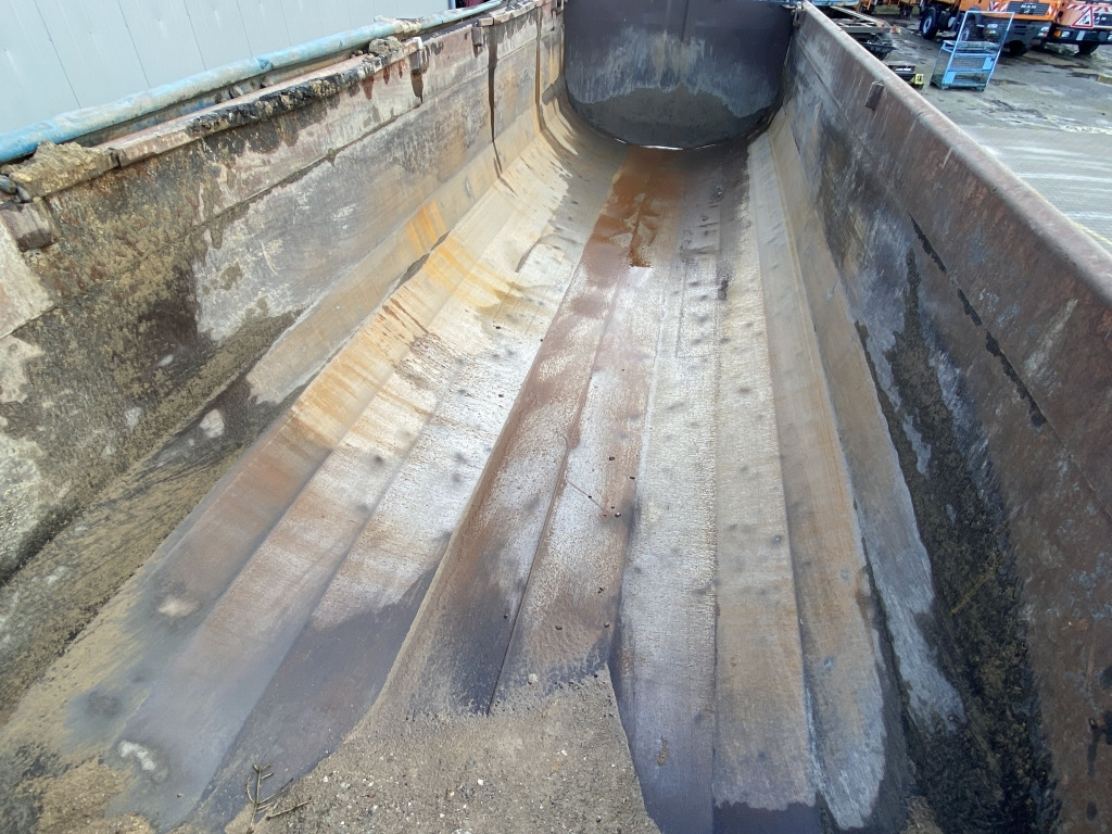 Carnehl CHKS/HH Stahl-Halbschalenmulde - Semi-remorque benne: photos 3 Carnehl CHKS/HH Stahl-Halbschalenmulde - Semi-remorque benne: photos 3