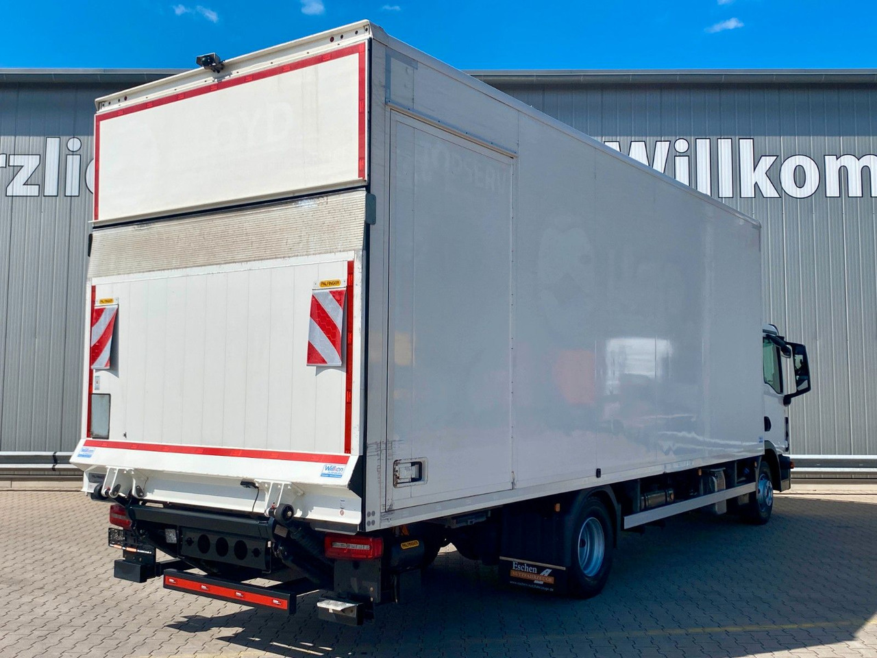 MAN TGL 12.220 Automatik*LBW*HU+BremseNEU*Navi*Kamer - Camion fourgon: photos 5 MAN TGL 12.220 Automatik*LBW*HU+BremseNEU*Navi*Kamer - Camion fourgon: photos 5