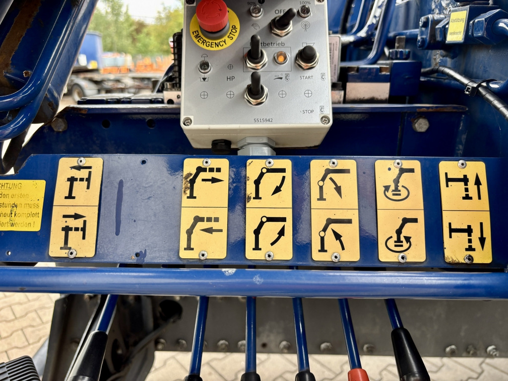 MAN TGS 18.360 4x2 LL / MKG HLK 121 Heckkran - Camion plateau: photos 5 MAN TGS 18.360 4x2 LL / MKG HLK 121 Heckkran - Camion plateau: photos 5