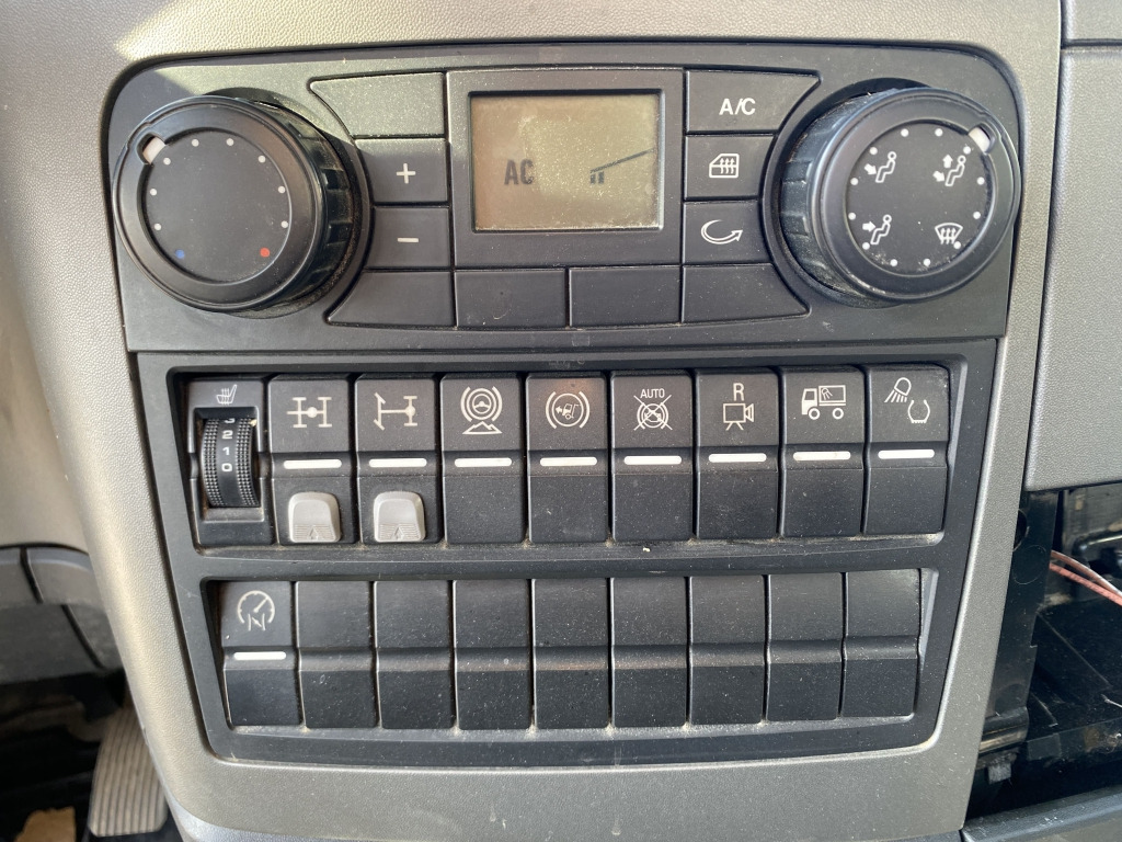 Camion malaxeur MAN TGS 32.360 8x4 BB / 9 m³ Stetter-Aufbau: photos 10 Camion malaxeur MAN TGS 32.360 8x4 BB / 9 m³ Stetter-Aufbau: photos 10