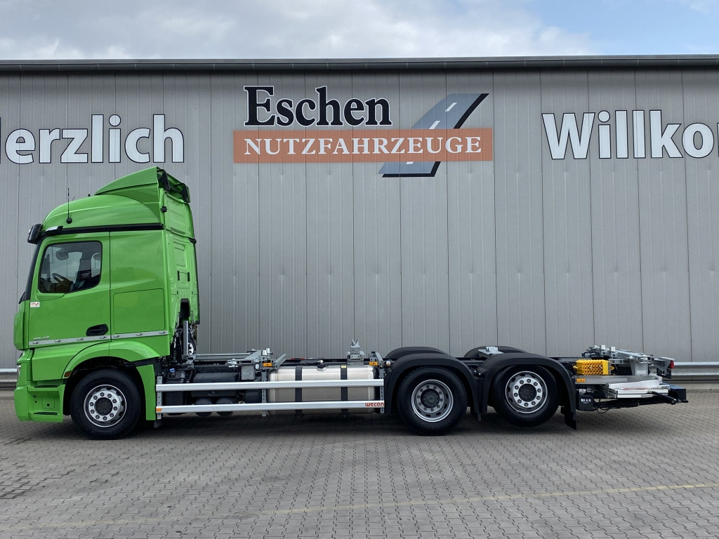Mercedes-Benz 2542 LL 6x2 Actros 5 / BÄR-LBW - Camion porte-conteneur/ Caisse mobile: photos 2 Mercedes-Benz 2542 LL 6x2 Actros 5 / BÄR-LBW - Camion porte-conteneur/ Caisse mobile: photos 2