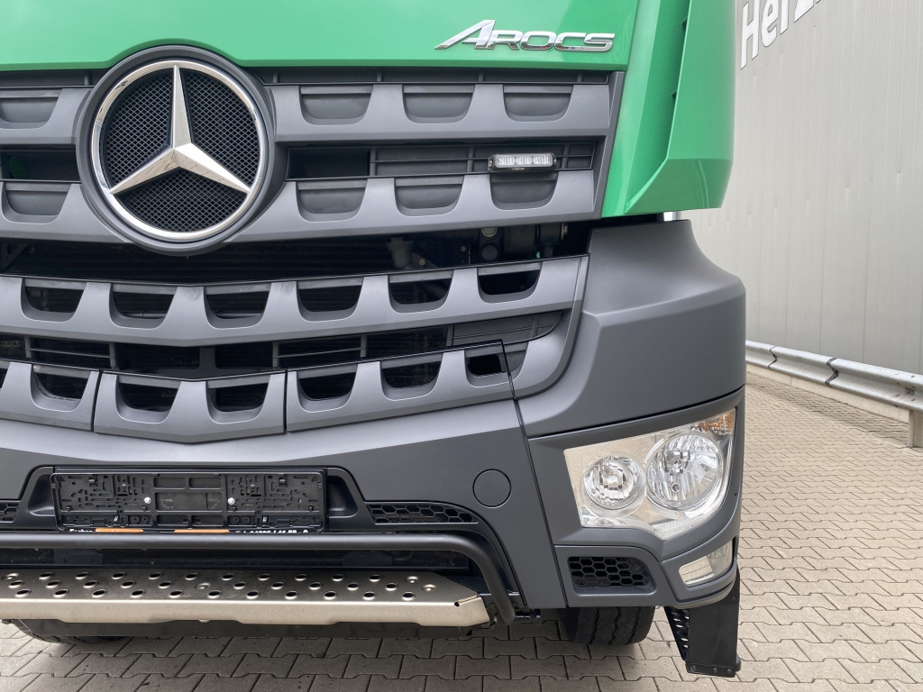 Camion benne Mercedes-Benz 3345 6x6 Arocs: photos 10