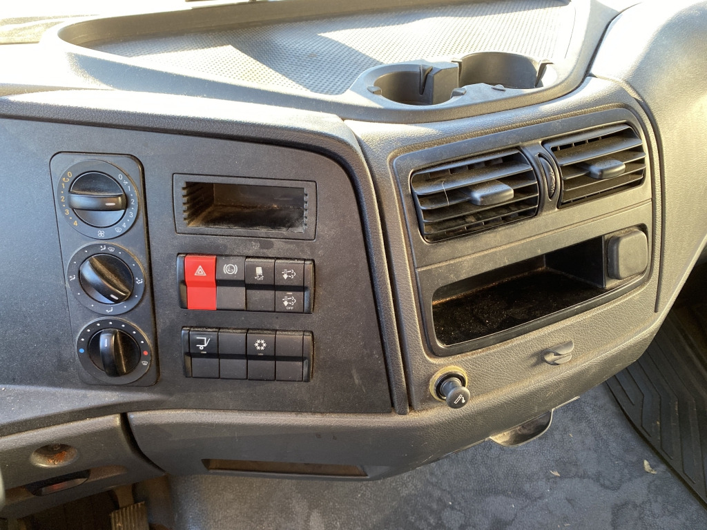 Mercedes-Benz 818 L Atego / BÄR-LBW en leasing occasion Mercedes-Benz 818 L Atego / BÄR-LBW: photos 10