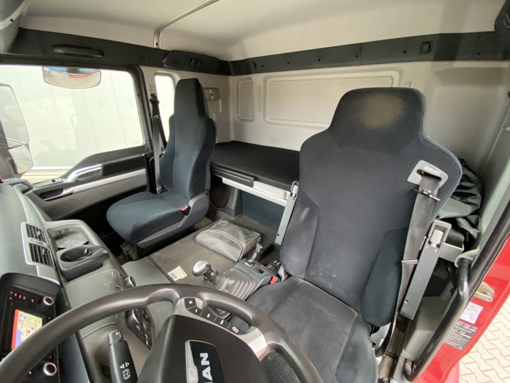 MAN TGS 18.440 BLS 4x4 H - Tracteur routier: photos 4 MAN TGS 18.440 BLS 4x4 H - Tracteur routier: photos 4