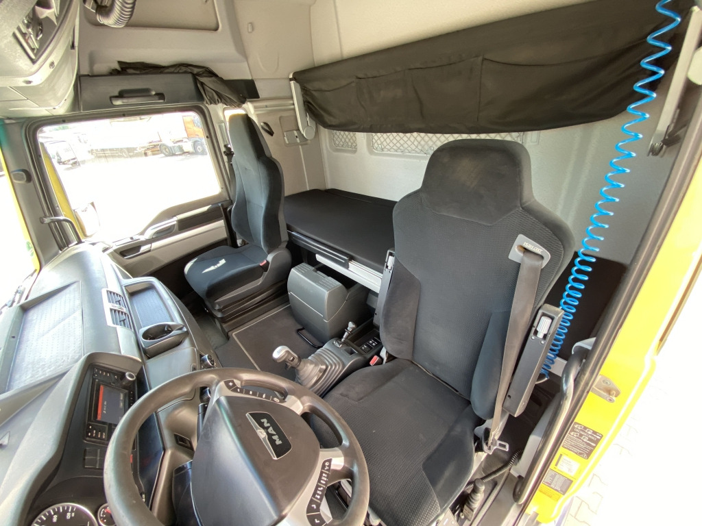Tracteur routier MAN TGX 18.440 4x4 H BLS: photos 13
