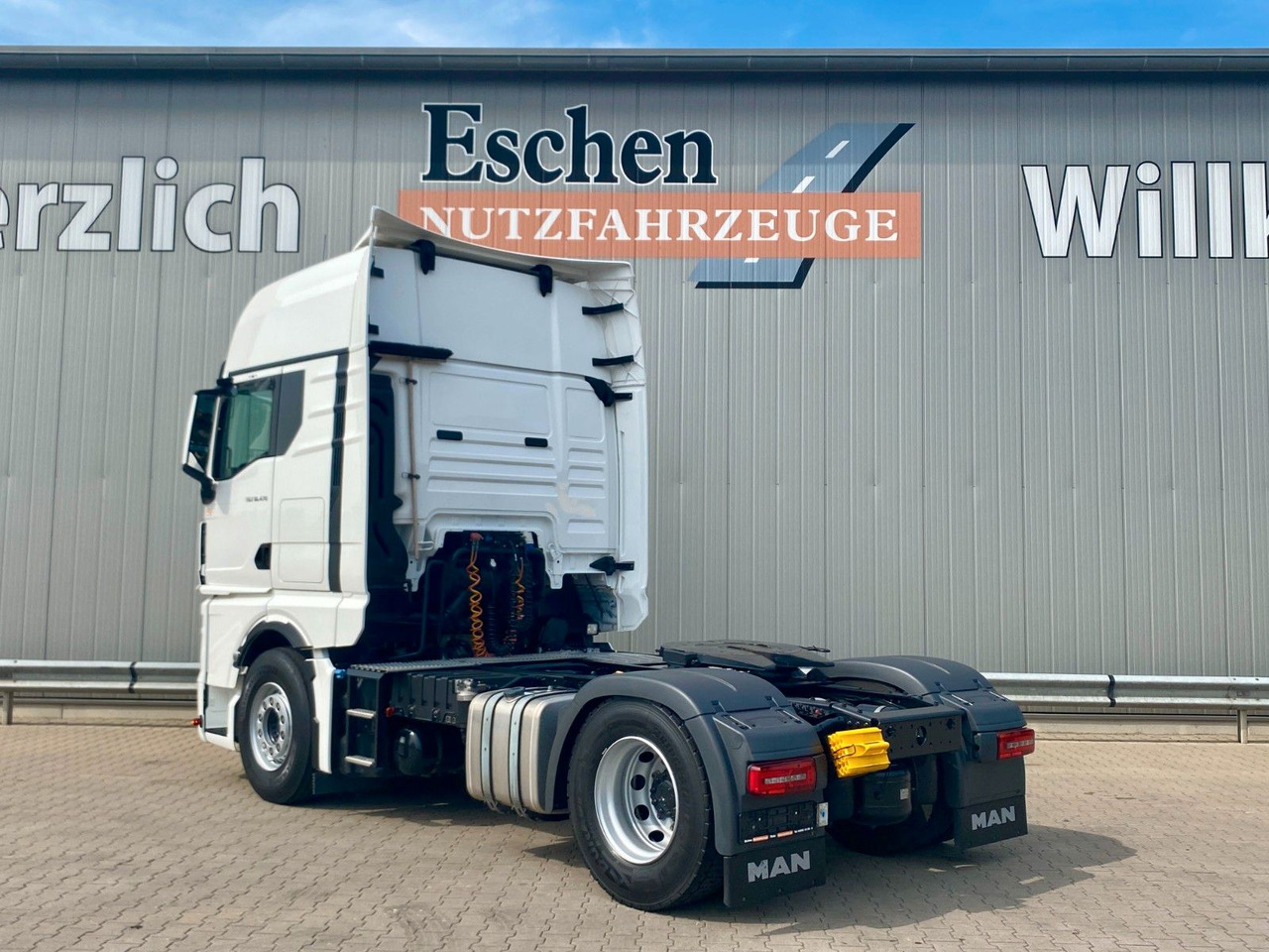 MAN TGX 18.470 TG3| GX*XXL*2Tanks*Retarder*HU05/2026 - Tracteur routier: photos 3 MAN TGX 18.470 TG3| GX*XXL*2Tanks*Retarder*HU05/2026 - Tracteur routier: photos 3
