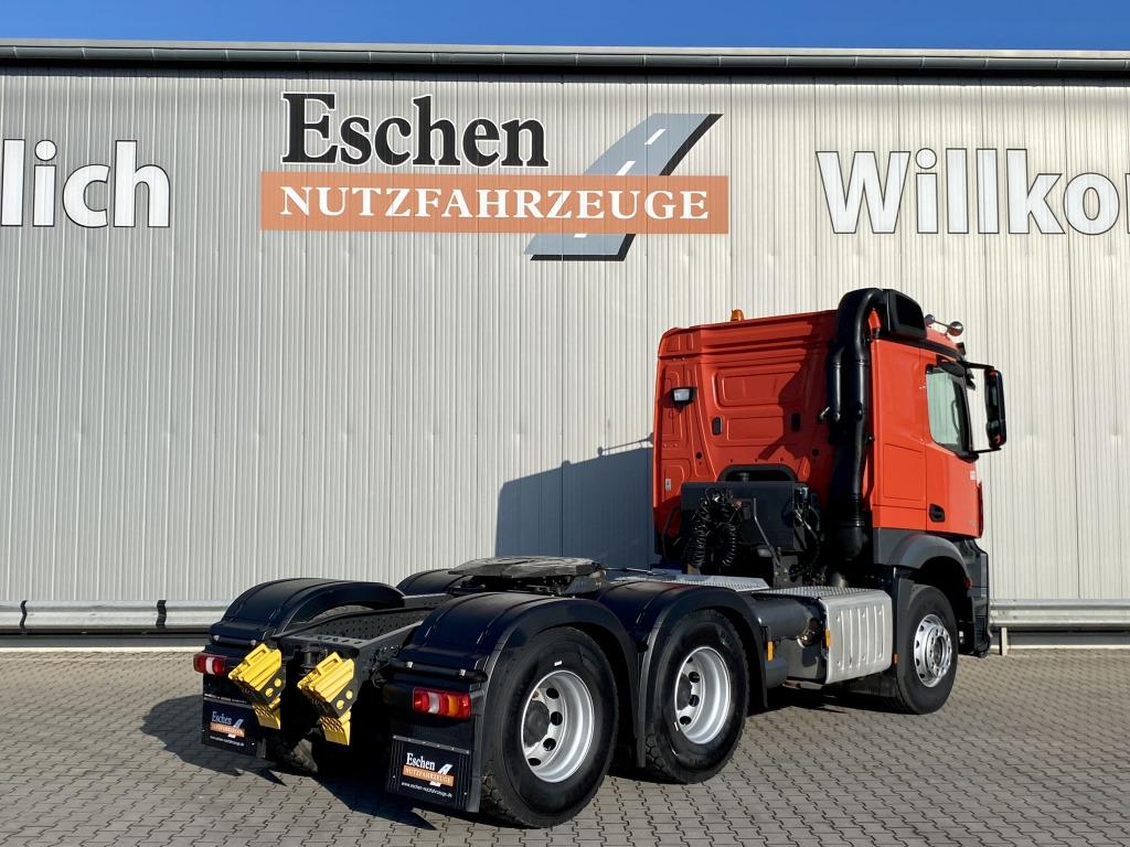 Mercedes-Benz 2642 LS 6x4 Arocs - Tracteur routier: photos 5 Mercedes-Benz 2642 LS 6x4 Arocs - Tracteur routier: photos 5