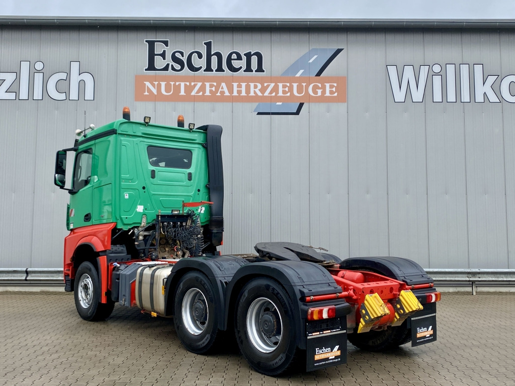 Mercedes-Benz 2663 LS Arocs 6x4 - Tracteur routier: photos 3 Mercedes-Benz 2663 LS Arocs 6x4 - Tracteur routier: photos 3