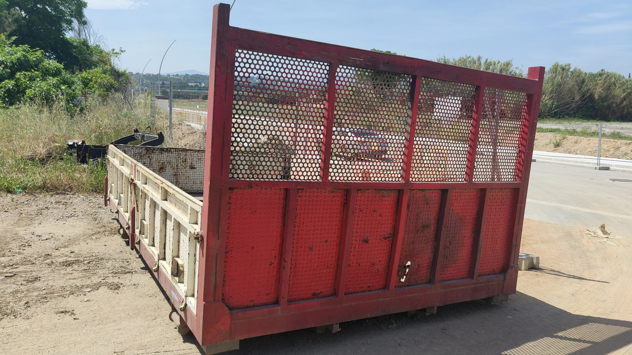 Caja quita y pon 4100x600x2520 MM - Carrosserie plateau: photos 2 Caja quita y pon 4100x600x2520 MM - Carrosserie plateau: photos 2