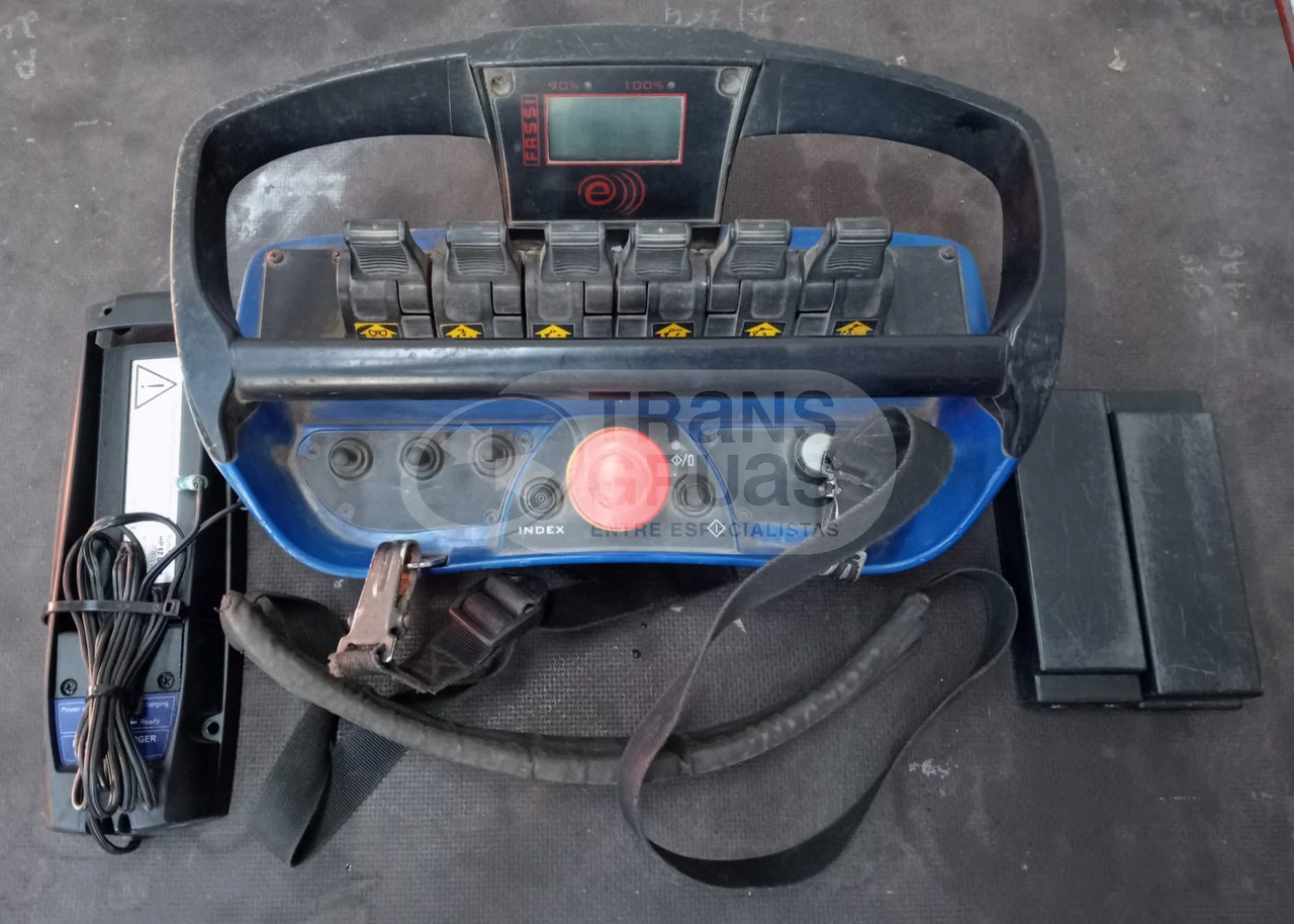 Grúa hidráulica Fassi F155A.2.23 E-DYNAMIC - Grue auxiliaire: photos 3 Grúa hidráulica Fassi F155A.2.23 E-DYNAMIC - Grue auxiliaire: photos 3