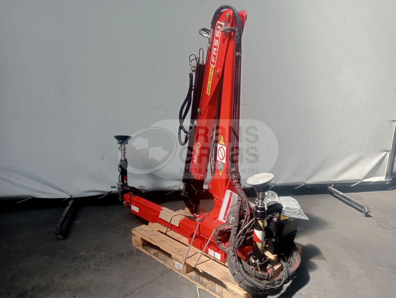 Grúa hidráulica Fassi micro M25A.13 Seminueva - Grue auxiliaire: photos 1 Grúa hidráulica Fassi micro M25A.13 Seminueva - Grue auxiliaire: photos 1