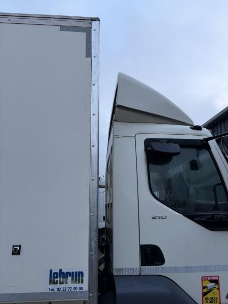 DAF LF 220 - Camion fourgon: photos 2 DAF LF 220 - Camion fourgon: photos 2