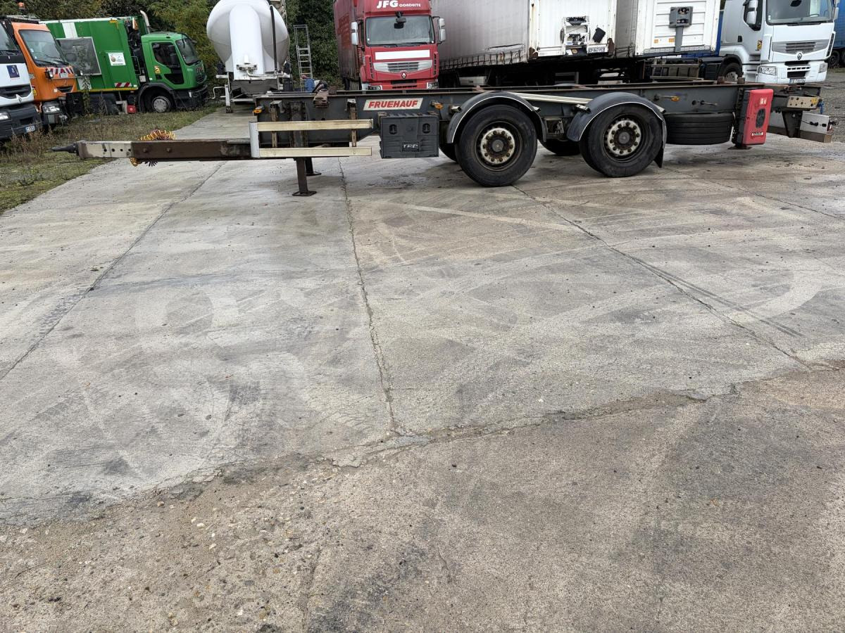 Fruehauf - Remorque porte-conteneur/ Caisse mobile: photos 2 Fruehauf - Remorque porte-conteneur/ Caisse mobile: photos 2