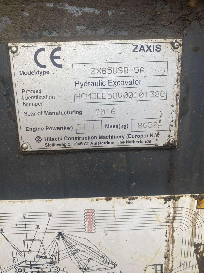 Hitachi ZX85USB-5A - Pelle sur chenille: photos 4 Hitachi ZX85USB-5A - Pelle sur chenille: photos 4
