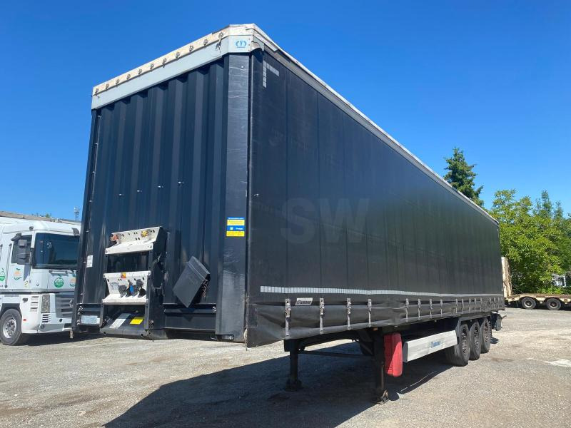 Krone - Semi-remorque rideaux coulissants: photos 4 Krone - Semi-remorque rideaux coulissants: photos 4