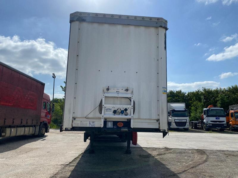 Krone - Semi-remorque rideaux coulissants: photos 5 Krone - Semi-remorque rideaux coulissants: photos 5