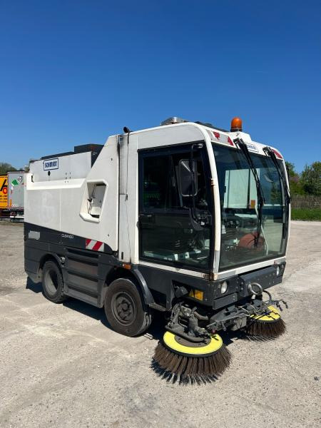 Balayeuse de voirie Schmidt Clingo 500 Compact 400