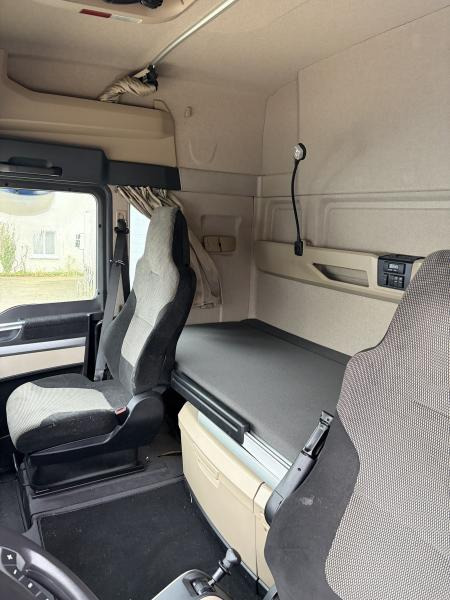 MAN TGX 18.460 - Tracteur routier: photos 3 MAN TGX 18.460 - Tracteur routier: photos 3