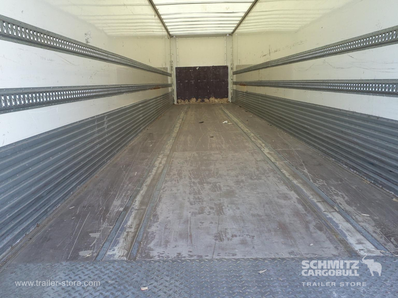 LECI TRAILER Dryfreight Standard Roller shutter door - Semi-remorque fourgon: photos 3 LECI TRAILER Dryfreight Standard Roller shutter door - Semi-remorque fourgon: photos 3