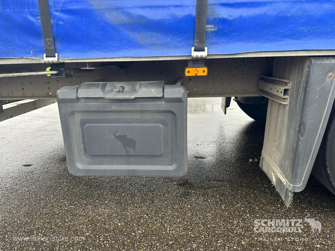 SCHMITZ Curtainsider Mega - Semi-remorque rideaux coulissants: photos 4 SCHMITZ Curtainsider Mega - Semi-remorque rideaux coulissants: photos 4