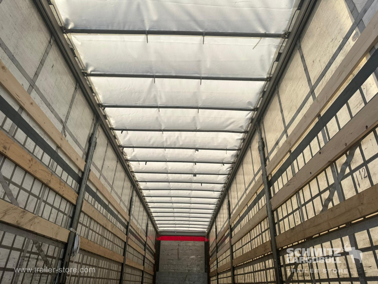 SCHMITZ Curtainsider Standard en leasing occasion SCHMITZ Curtainsider Standard: photos 11 SCHMITZ Curtainsider Standard en leasing occasion SCHMITZ Curtainsider Standard: photos 11