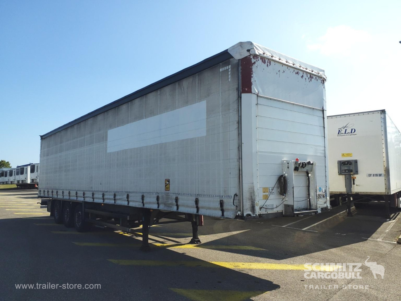 SCHMITZ Curtainsider Standard - Semi-remorque rideaux coulissants: photos 1 SCHMITZ Curtainsider Standard - Semi-remorque rideaux coulissants: photos 1