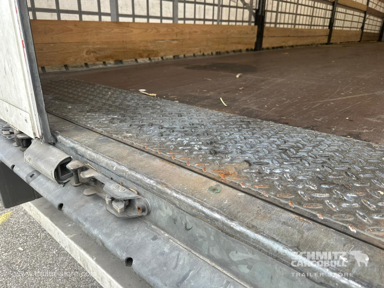 SCHMITZ Curtainsider Standard - Semi-remorque rideaux coulissants: photos 4 SCHMITZ Curtainsider Standard - Semi-remorque rideaux coulissants: photos 4