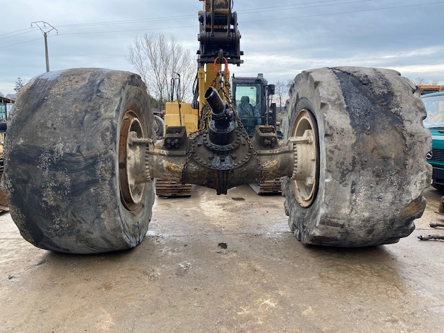 Essieu avant pour Engins de chantier CAT 992 C -1V-5949: photos 11