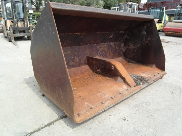 Case - Godet pour chargeur pour Engins de chantier: photos 2 Case - Godet pour chargeur pour Engins de chantier: photos 2