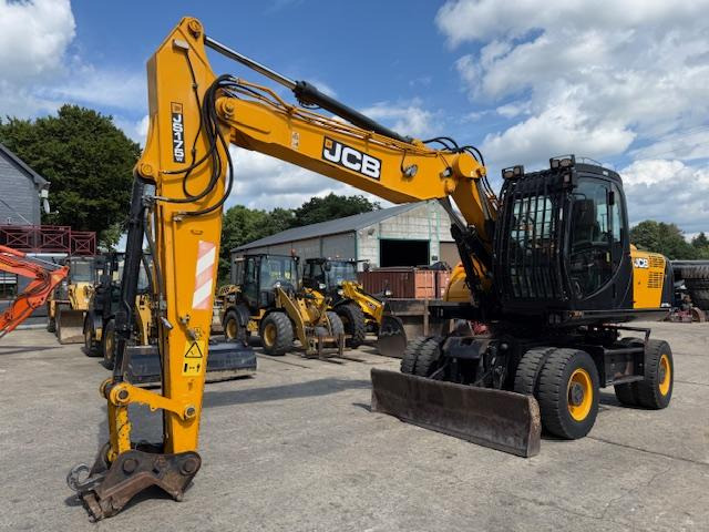 JCB JS 175 W+ - Pelle sur pneus: photos 1 JCB JS 175 W+ - Pelle sur pneus: photos 1