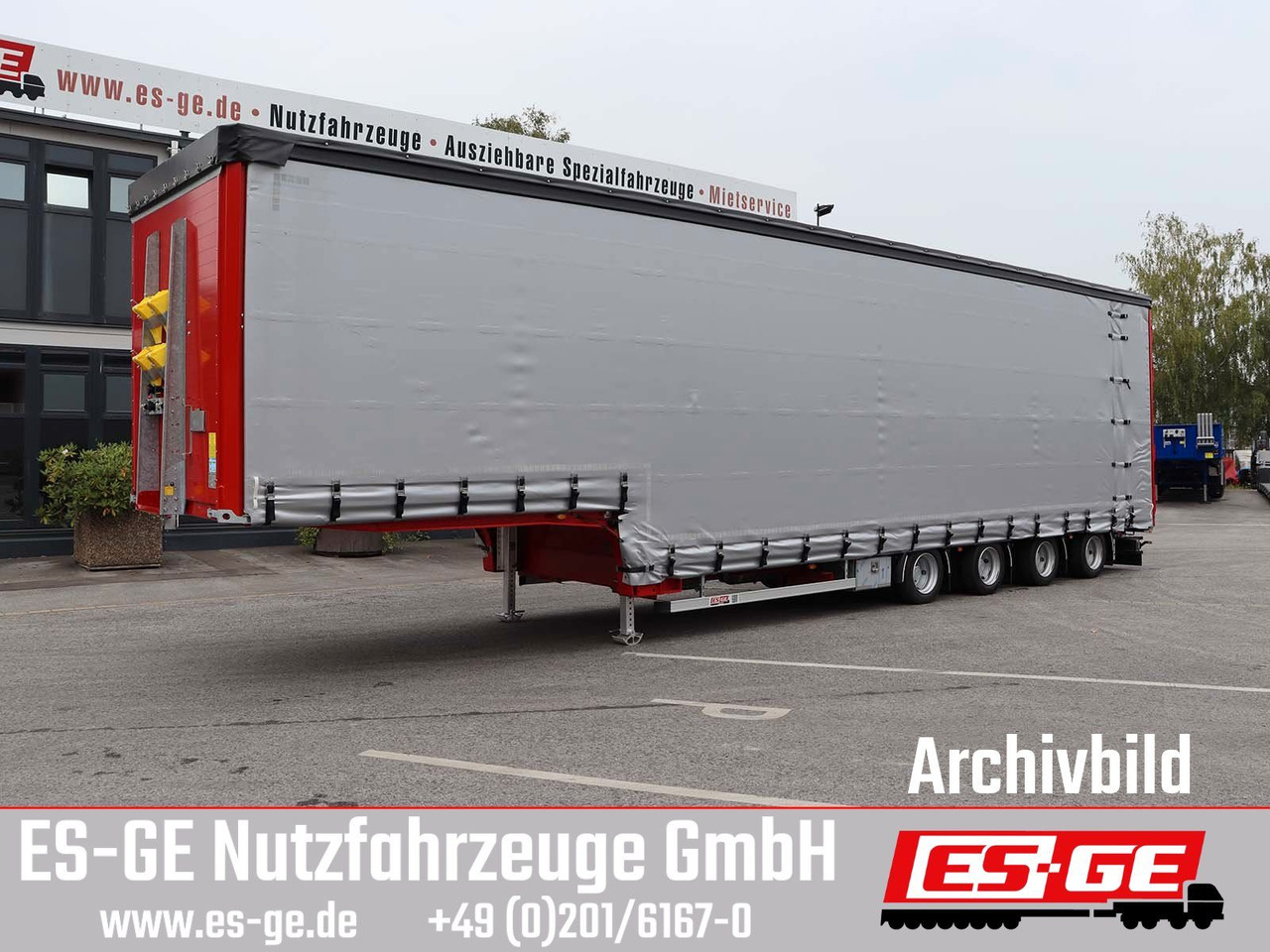 ES-GE 4-Achs-Satteltieflader mit Curtainsider-Aufbau - Semi-remorque surbaissé: photos 2 ES-GE 4-Achs-Satteltieflader mit Curtainsider-Aufbau - Semi-remorque surbaissé: photos 2