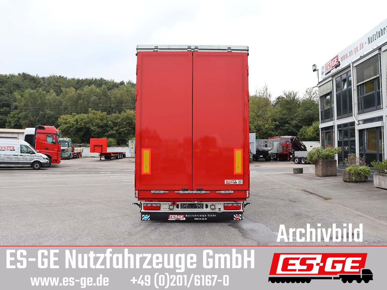ES-GE 4-Achs-Satteltieflader mit Curtainsider-Aufbau - Semi-remorque surbaissé: photos 5 ES-GE 4-Achs-Satteltieflader mit Curtainsider-Aufbau - Semi-remorque surbaissé: photos 5