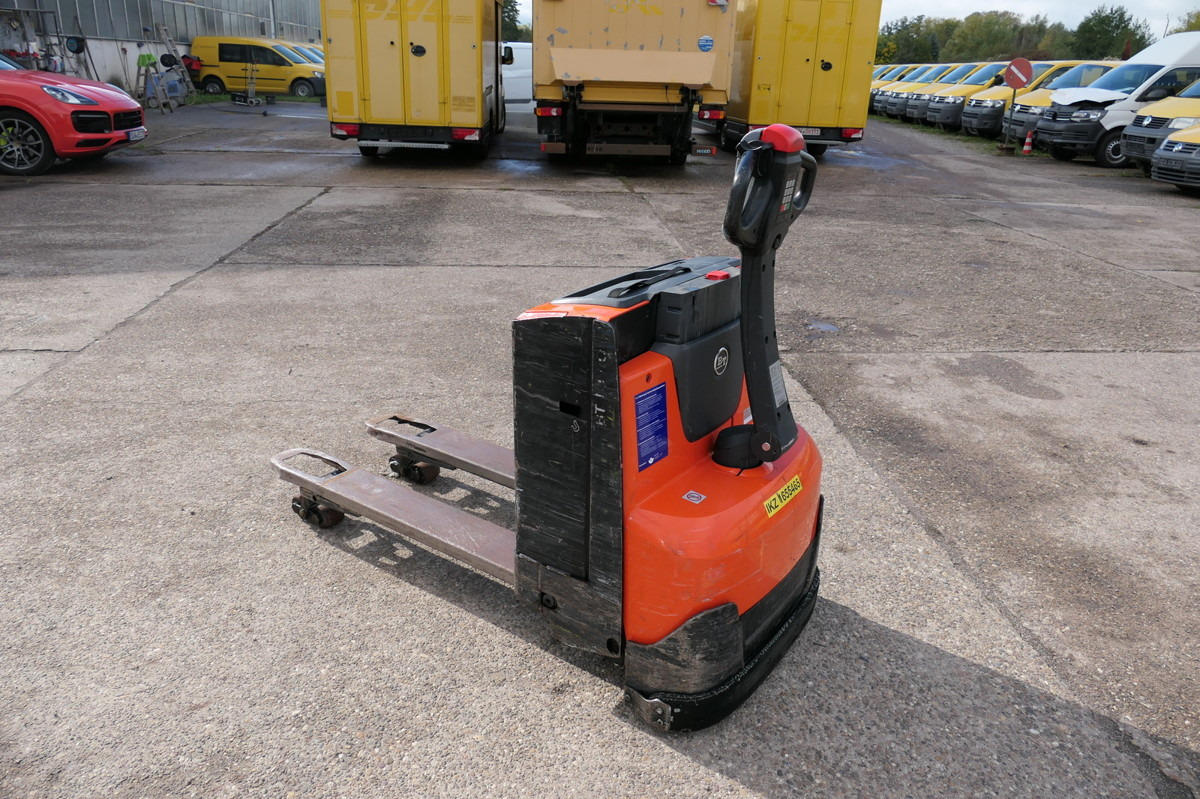 BT LWE 160 Batterie 26/2024 - Transpalette: photos 4 BT LWE 160 Batterie 26/2024 - Transpalette: photos 4