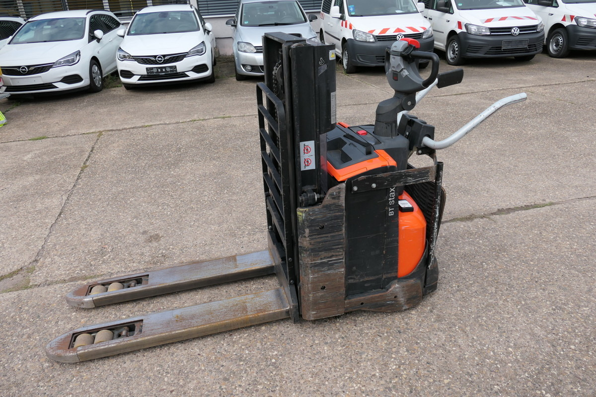 BT SWE 200D Batterie 46/2021 - Transpalette: photos 3 BT SWE 200D Batterie 46/2021 - Transpalette: photos 3