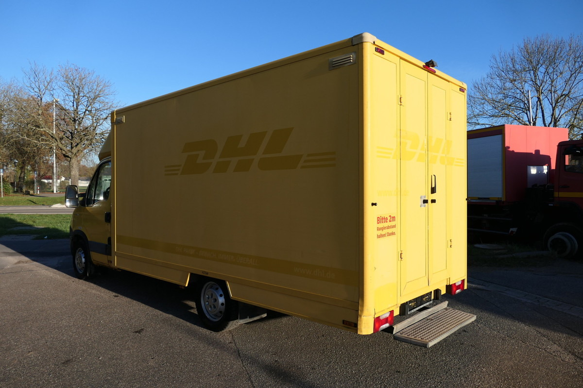 IVECO Daily 35 S11 C30C AUTOMATIK KAMERA Regale LUFT D - Fourgon grand volume: photos 3 IVECO Daily 35 S11 C30C AUTOMATIK KAMERA Regale LUFT D - Fourgon grand volume: photos 3