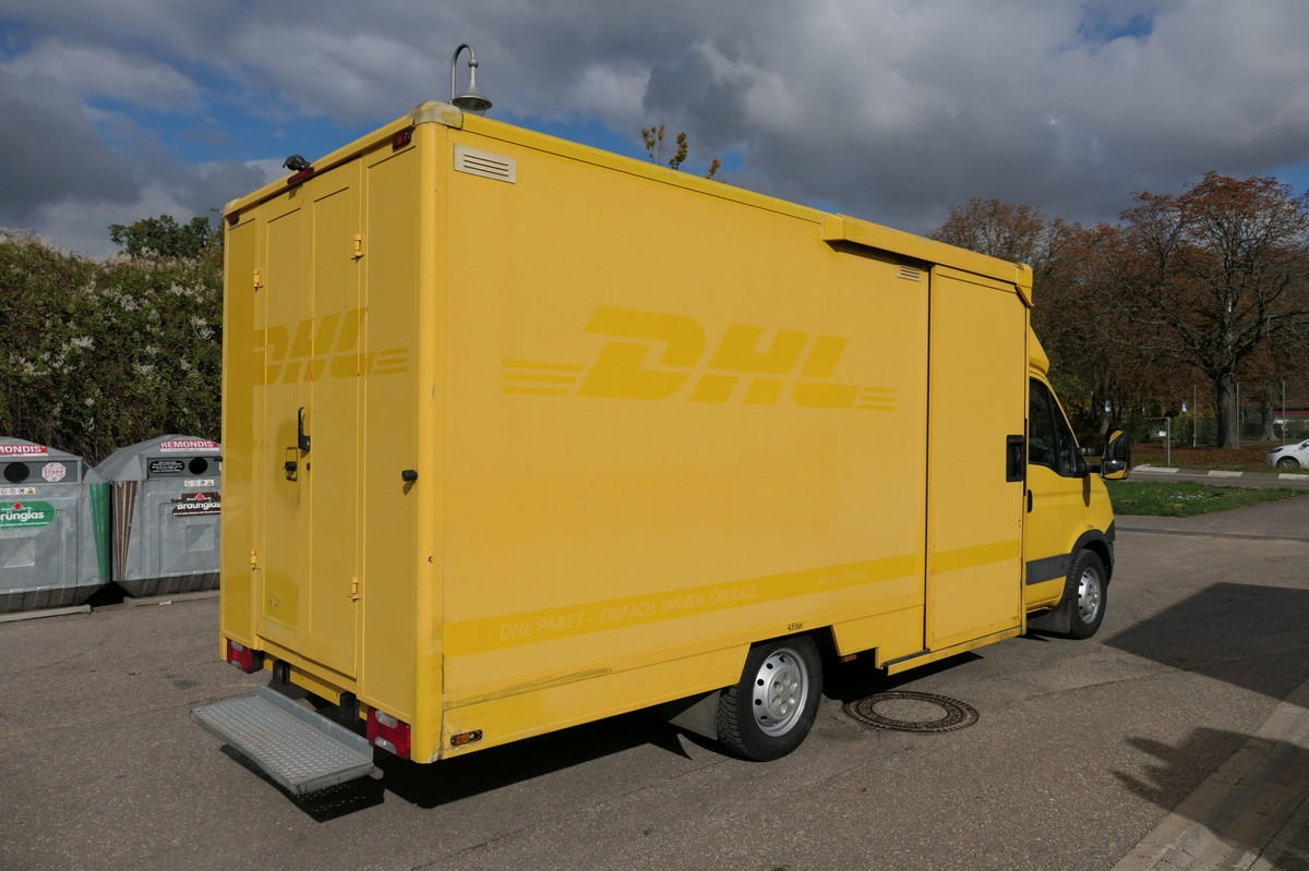 IVECO Daily 35 S11 C30C AUTOMATIK KAMERA Regale LUFT D - Fourgon grand volume: photos 3 IVECO Daily 35 S11 C30C AUTOMATIK KAMERA Regale LUFT D - Fourgon grand volume: photos 3