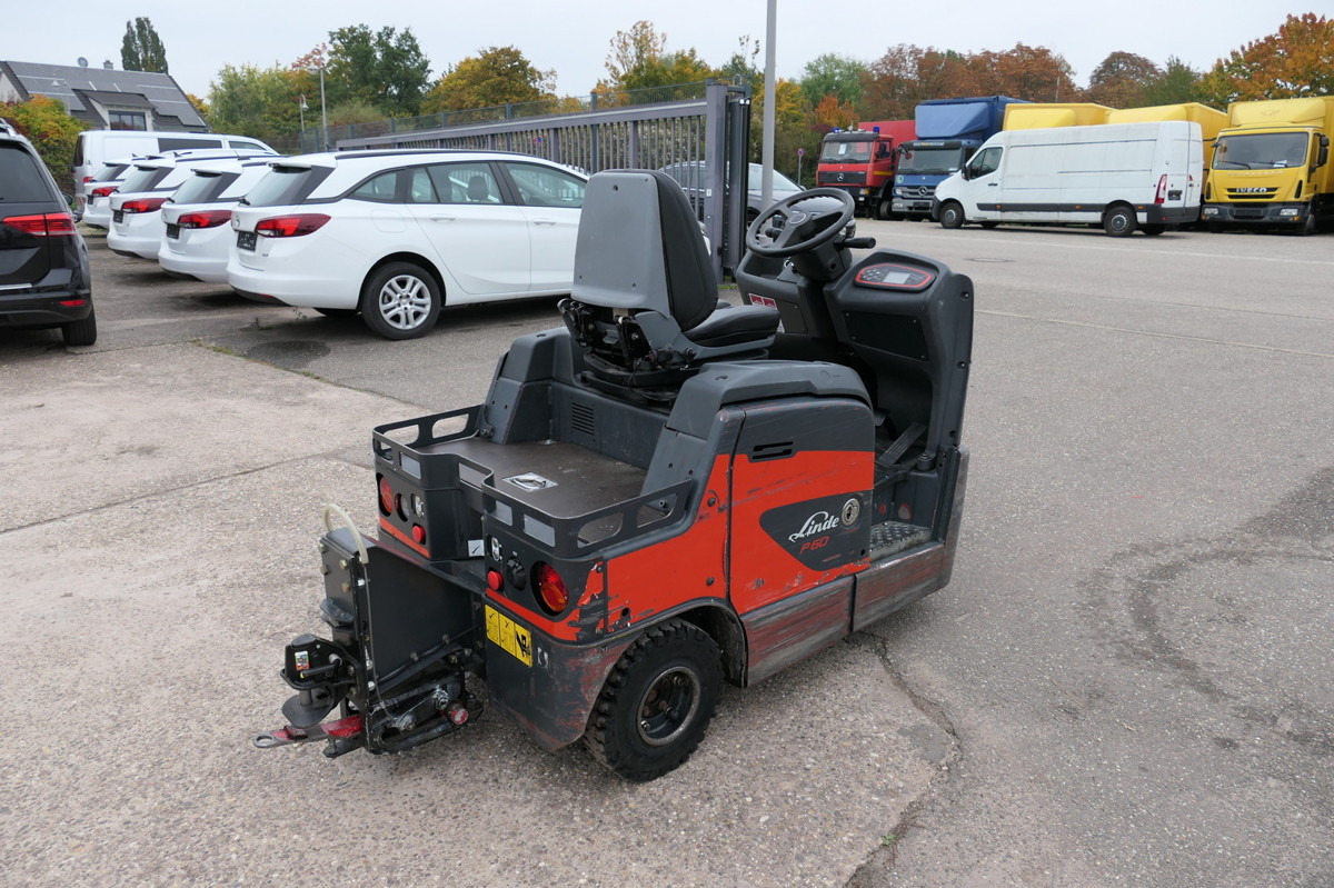LINDE P 60 Z Schlepper Batterie 33/2019 - Chariot tracteur: photos 5 LINDE P 60 Z Schlepper Batterie 33/2019 - Chariot tracteur: photos 5
