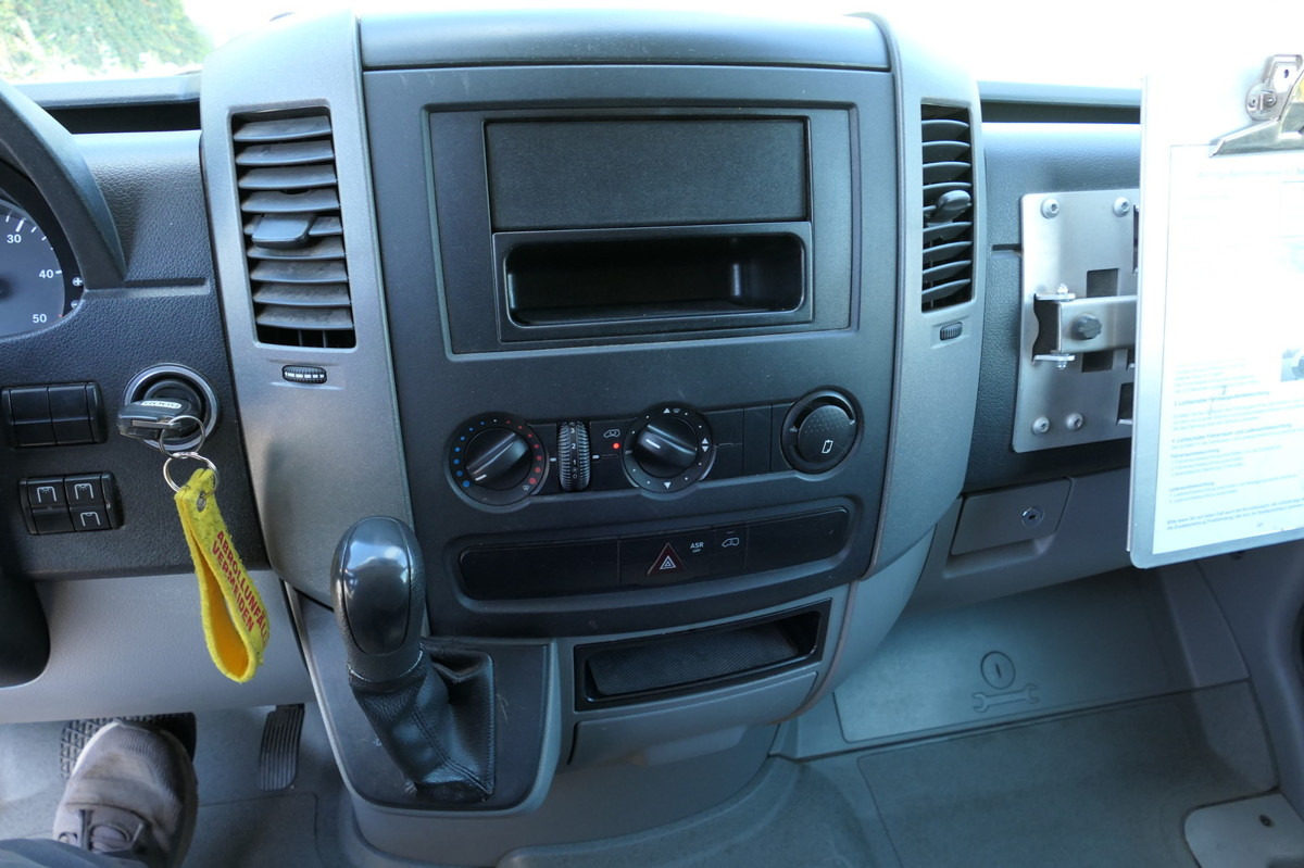 MERCEDES-BENZ SPRINTER 310 CDI MAXI EURO-5 KOFFER REGALE KAMER en leasing occasion MERCEDES-BENZ SPRINTER 310 CDI MAXI EURO-5 KOFFER REGALE KAMER: photos 10 MERCEDES-BENZ SPRINTER 310 CDI MAXI EURO-5 KOFFER REGALE KAMER en leasing occasion MERCEDES-BENZ SPRINTER 310 CDI MAXI EURO-5 KOFFER REGALE KAMER: photos 10