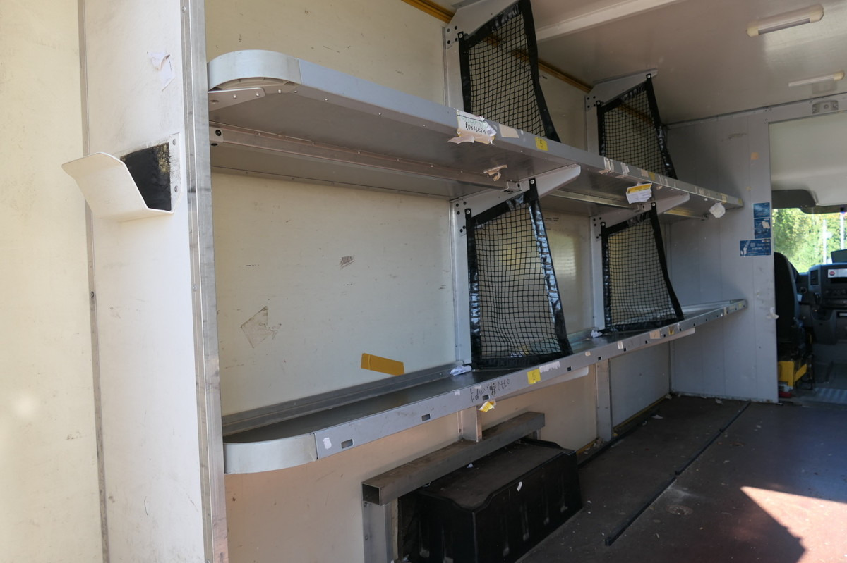 MERCEDES-BENZ SPRINTER 310 CDI MAXI EURO-5 KOFFER REGALE KAMER - Fourgon grand volume: photos 5 MERCEDES-BENZ SPRINTER 310 CDI MAXI EURO-5 KOFFER REGALE KAMER - Fourgon grand volume: photos 5