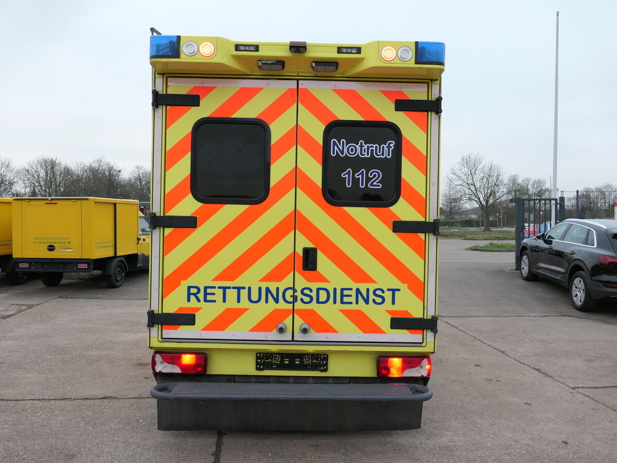 Ambulance MERCEDES-BENZ Sprinter II 516 CDI KLIMA KRANKENWAGEN RTW AUTOM: photos 7