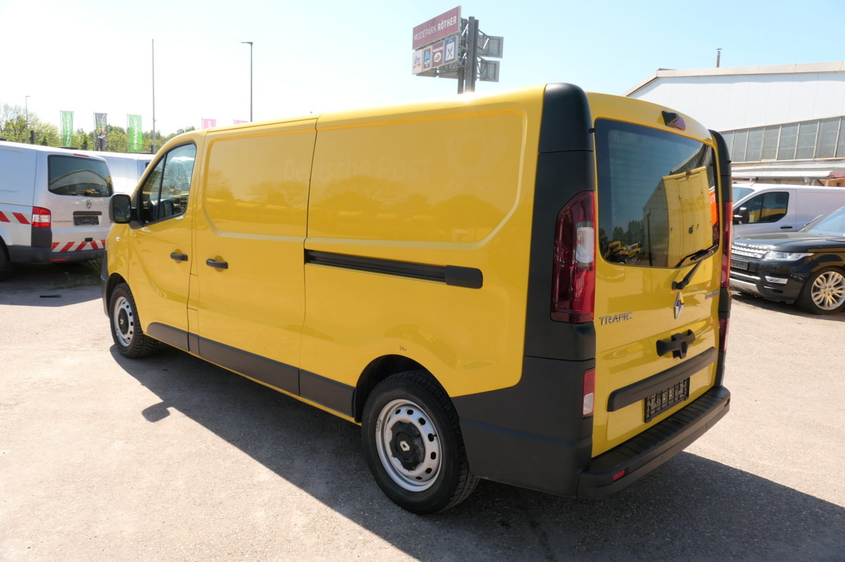 RENAULT Trafic dCi 120 L2H1 - Fourgonnette: photos 4 RENAULT Trafic dCi 120 L2H1 - Fourgonnette: photos 4