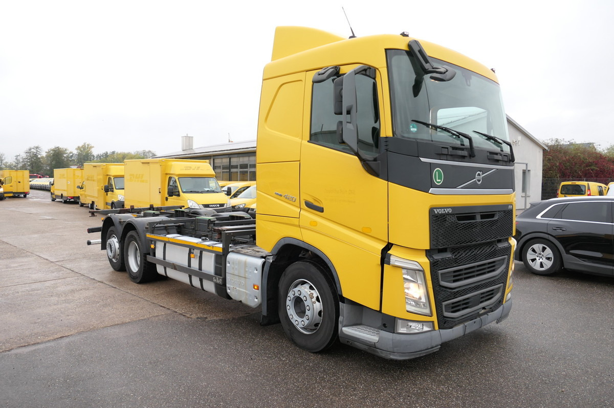 VOLVO FH 26.420 6x2 BDF - Camion porte-conteneur/ Caisse mobile: photos 3 VOLVO FH 26.420 6x2 BDF - Camion porte-conteneur/ Caisse mobile: photos 3