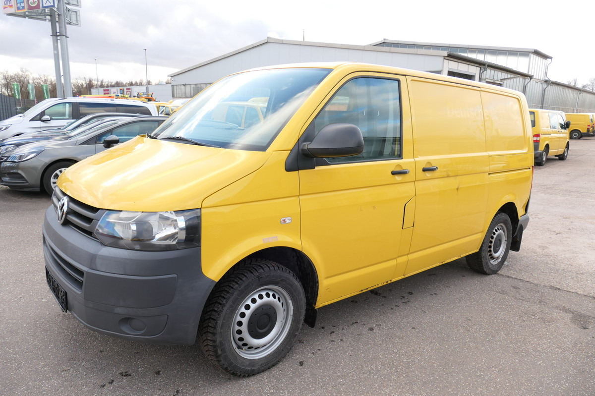 VW T5 Transporter 2.0 TDI 2xSCHIEBETÜR PARKTRONIK E - Fourgonnette: photos 3 VW T5 Transporter 2.0 TDI 2xSCHIEBETÜR PARKTRONIK E - Fourgonnette: photos 3