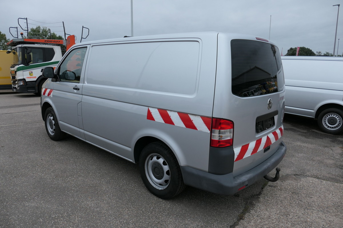 VW T5 Transporter 2.0 TDI KLIMA AHK Werkstatteinbau - Fourgonnette: photos 4 VW T5 Transporter 2.0 TDI KLIMA AHK Werkstatteinbau - Fourgonnette: photos 4