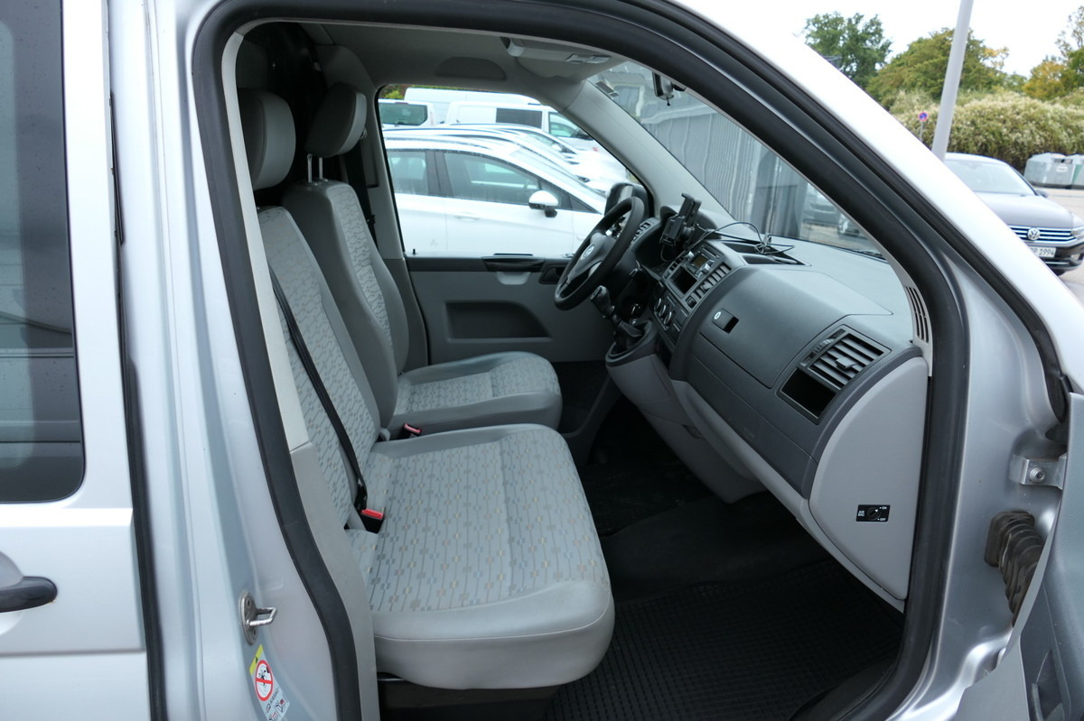 VW T5 Transporter 2.0 TDI KLIMA AHK Werkstatteinbau - Fourgonnette: photos 5 VW T5 Transporter 2.0 TDI KLIMA AHK Werkstatteinbau - Fourgonnette: photos 5