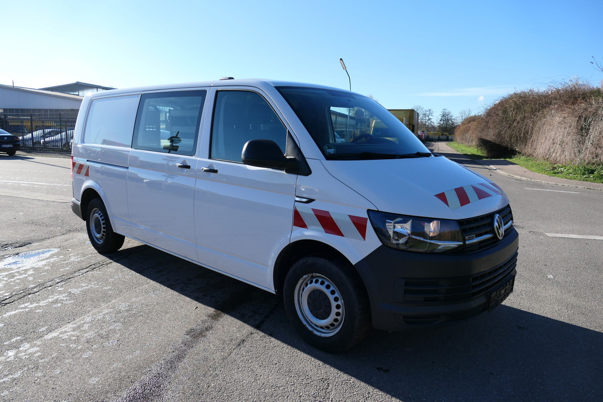 VW T6 Transporter 2.0 TDI lang 4Motion 3Sitzer AHK - Fourgonnette: photos 3 VW T6 Transporter 2.0 TDI lang 4Motion 3Sitzer AHK - Fourgonnette: photos 3