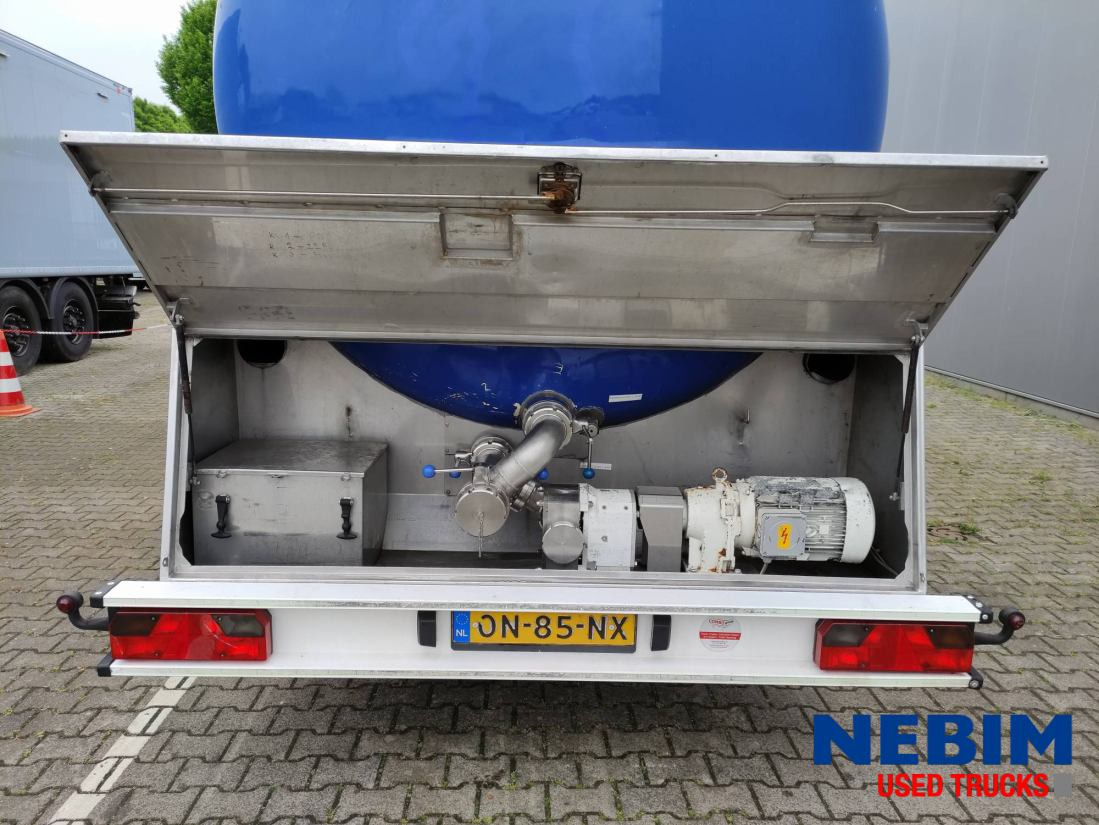 Feldbinder TSA 33.3-3 Unibloc pump electr - 3 comp. 8.000 / 2 2.500 / 3.000 Ltr. - Semi-remorque citerne: photos 4 Feldbinder TSA 33.3-3 Unibloc pump electr - 3 comp. 8.000 / 2 2.500 / 3.000 Ltr. - Semi-remorque citerne: photos 4