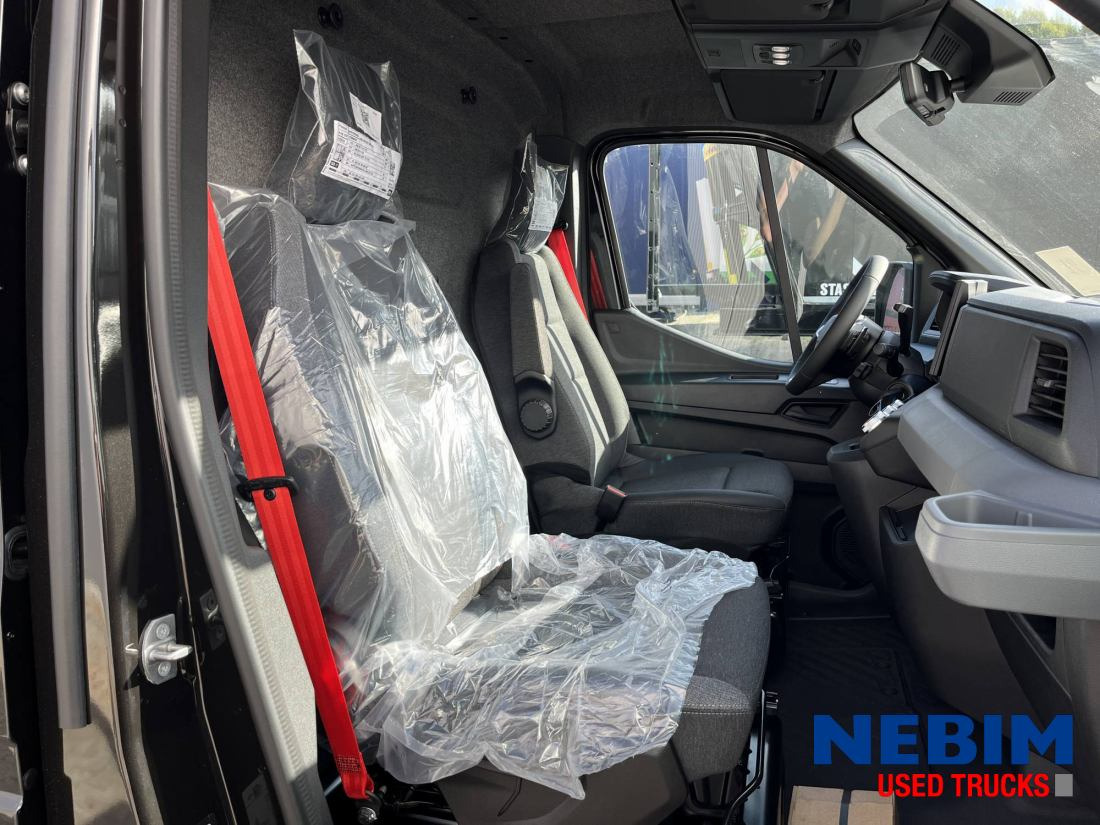 Fourgon utilitaire neuf Renault Master L2H2 170HP Automatic Air Suspension: photos 16